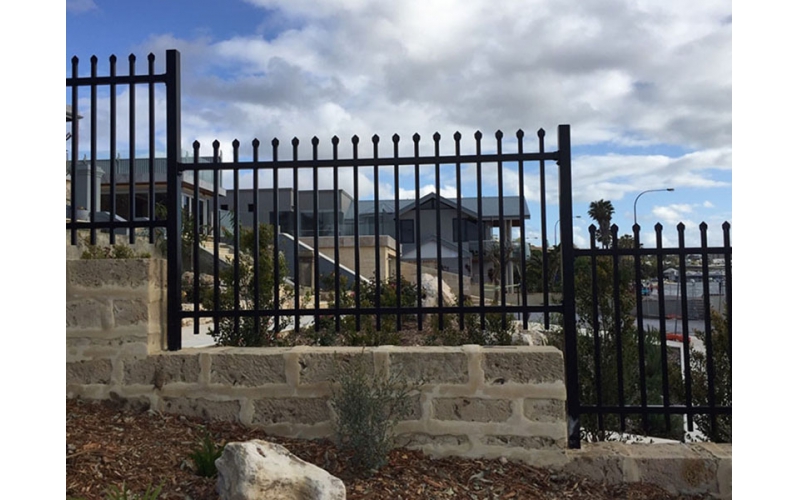 LL-Steel Fence-005
