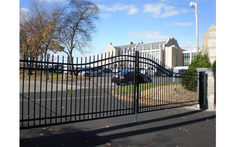 LL-Gate-001