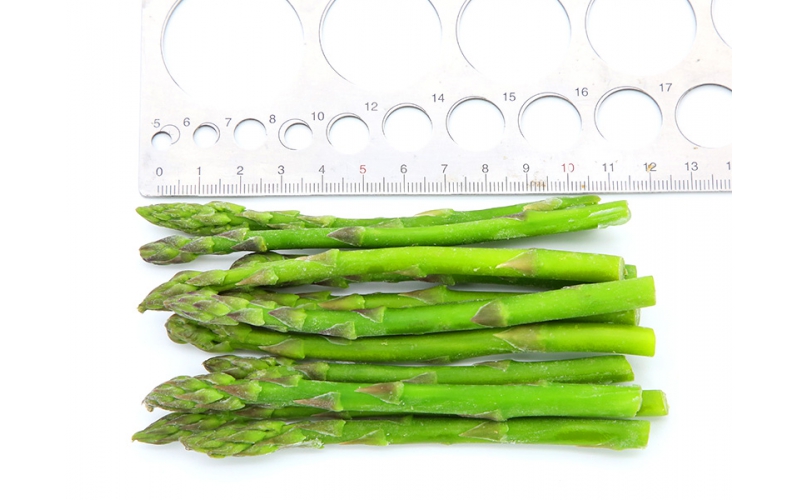 Green asparagus