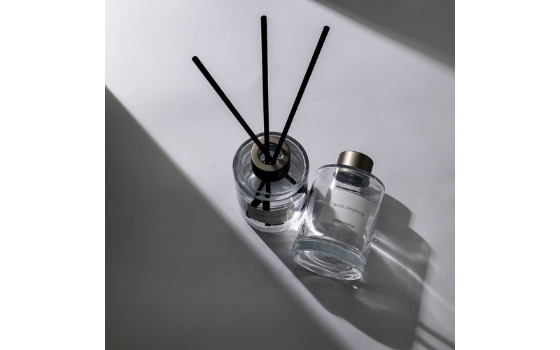 Wholesale Customized Hot Sale popular fragrance reed diffuser for gifts and decoration used for home decor