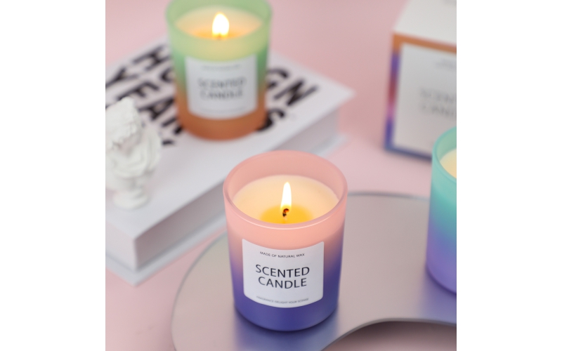 Hot Sale 2022 Best Wholesale custom essential fragrance aroma oil soy wax scented candle for gifts and decoration