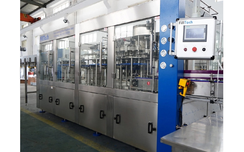10000bph-Carbonated-Drinks-Filling-Machine
