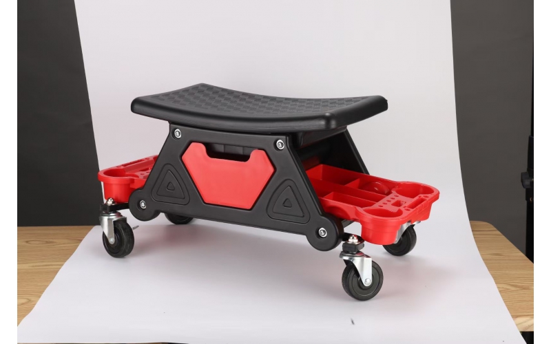 Detailing Seats